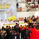 Pesilat ketika mengikuti upacara pembukaan Omah Silat Championship 3 Batang