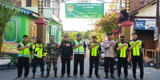 Puluhan Anggota Senkom, TNI, Polri Laksanakan Pengamanan Perayaan Idul Adha Warga LDII 