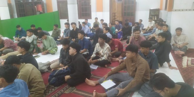 Remaja ketika mengikuti workshop jurnalistik dan medsos